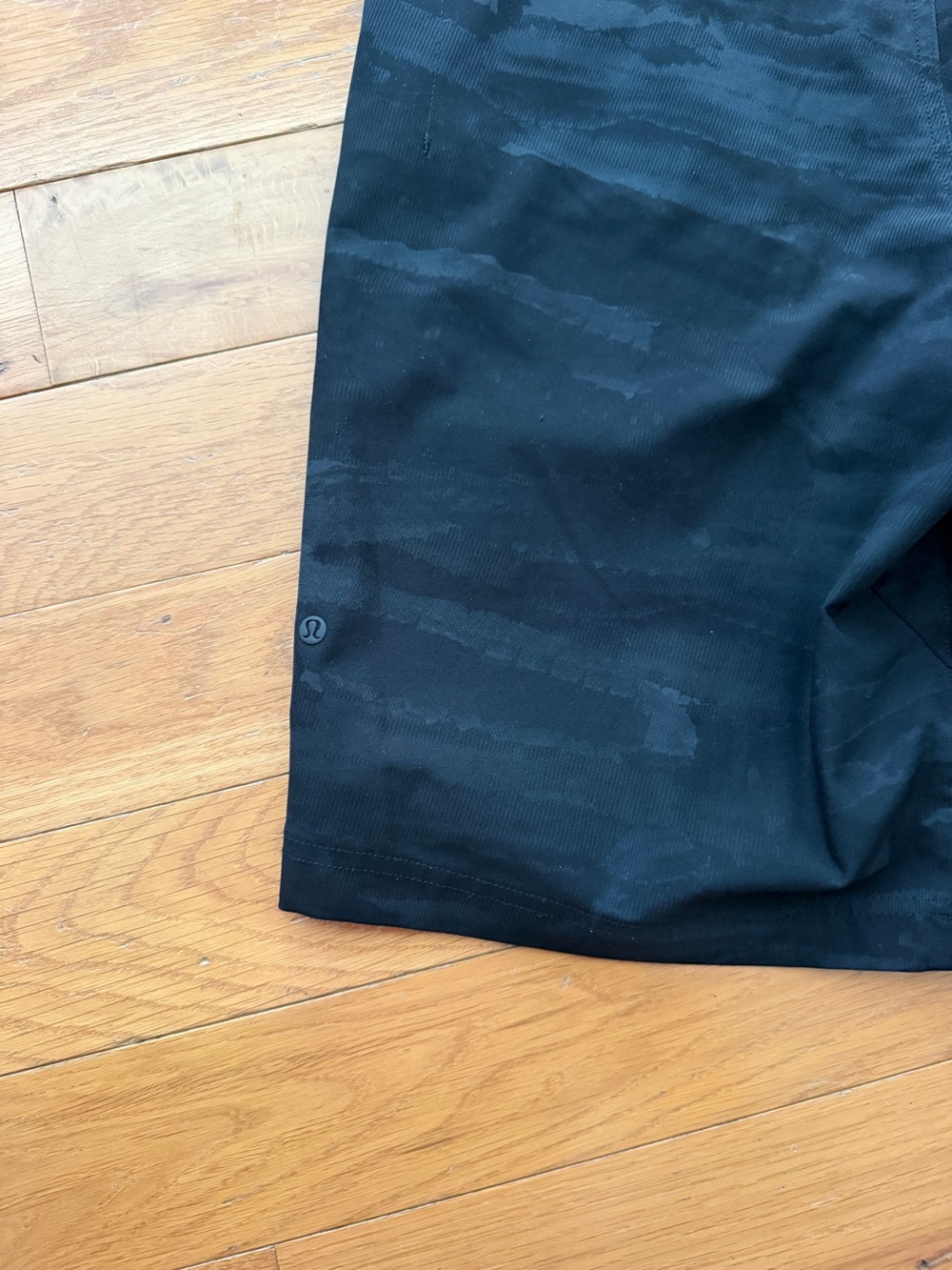 Lululemon Men’s Commission Golf Travel Shorts Size 32 - Picture 7 of 9